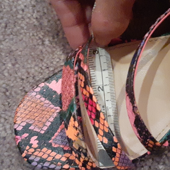 High Heels - must bundle. Coral Snake 6.5 - Picture 7 of 8